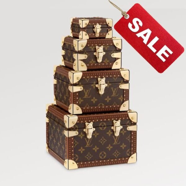 LV Pyramid Trunk Louis Vuitton M10052